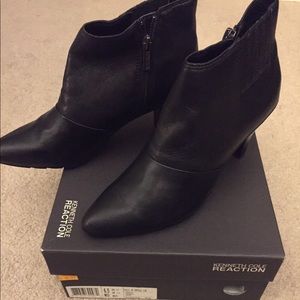 New Kenneth Cole reaction black booties6.5